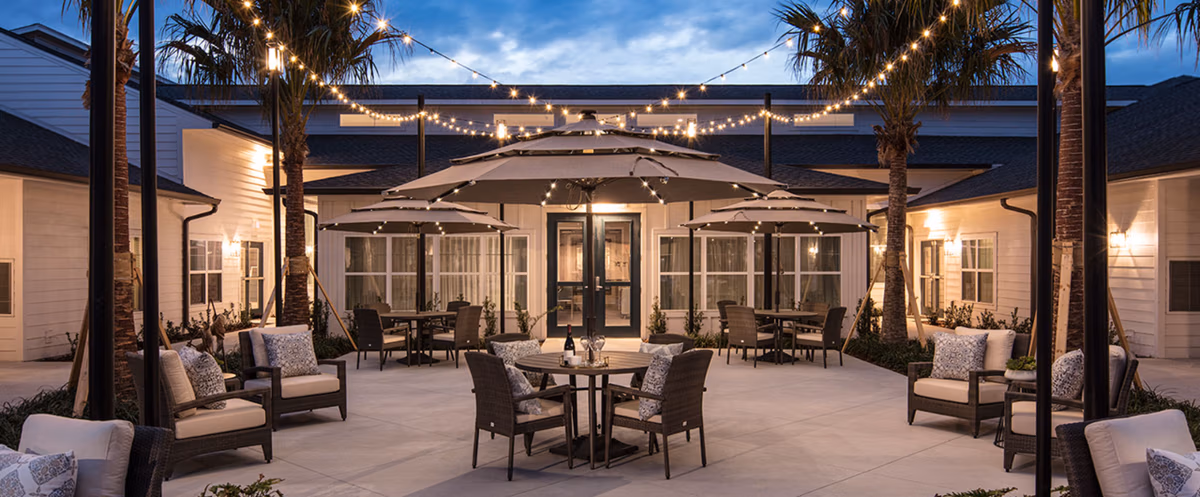 Exterior Patio of SLF Investments Community in St. Johns, FL - Real Estate Investment